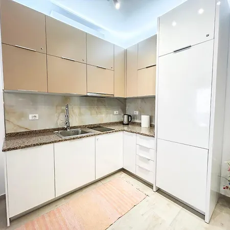 1 Bedroom 923 Golem (Tirana)