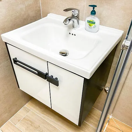 1 Bedroom 923 Apartamento