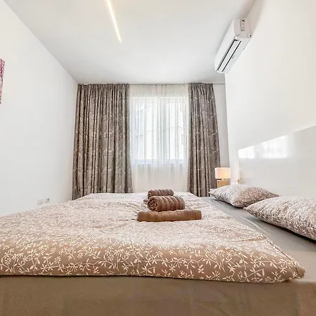 Apartamento 1 Bedroom 923 Golem (Tirana)